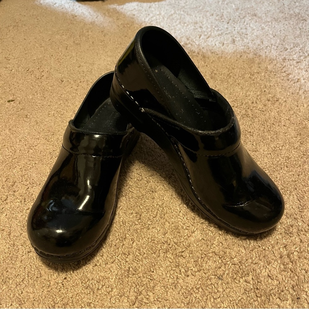 Sanita clogs